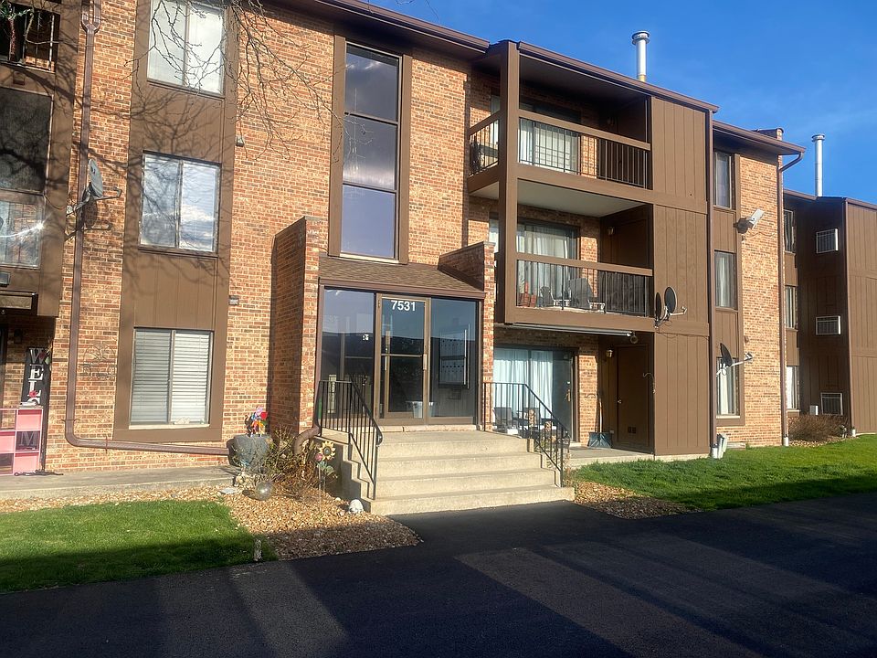 1st image of 7531 175th St APT 424