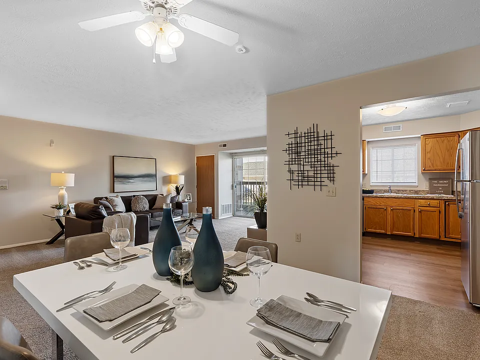 Hunters Crossing Apartments