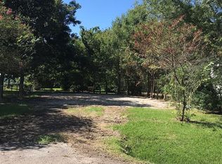110 S 5th St, Highlands, TX 77562