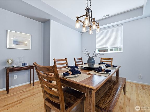 5th image of 3077 Vista Verde Lane SW