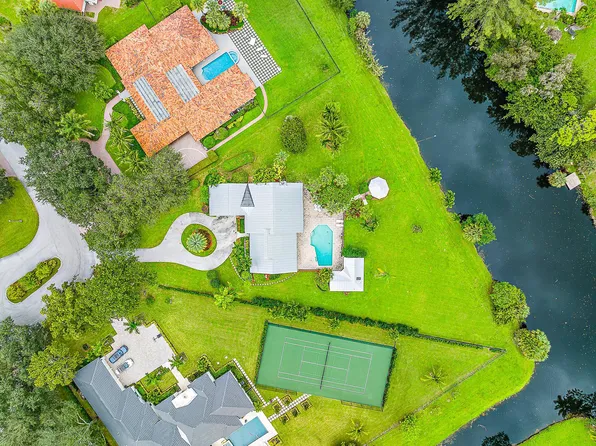 5561 Whirlaway Road, Palm Beach Gardens, FL 33418