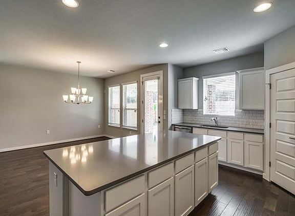 05_7208SiennaRouge_SUTH