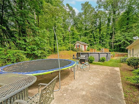 3rd image of 2920 Ridge Ct