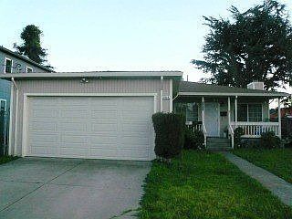 1st image of 2414 Gaynor Ave