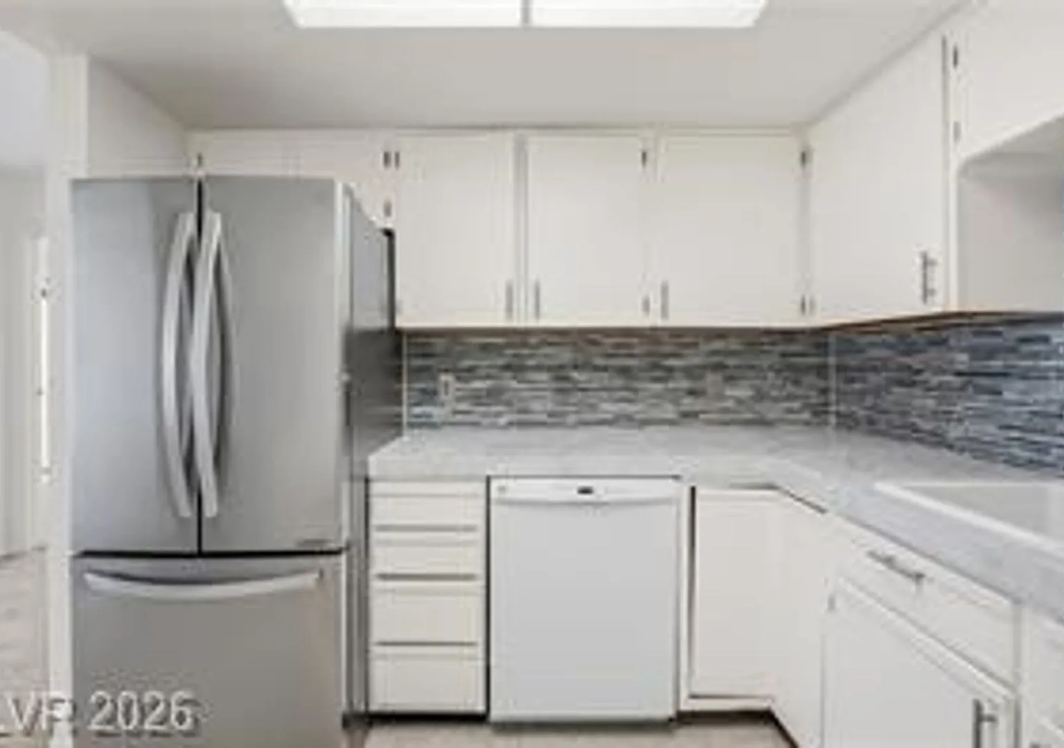 2 Bedroom Condo located in Las Palmas — Photo 3