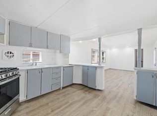 306 E Apache St, Huachuca City, AZ 85616