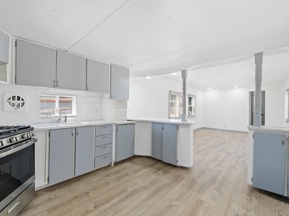 306 E APACHE Street, Huachuca City, AZ 85616