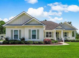 32 Headwaters Ct, Kingsland, GA 31548