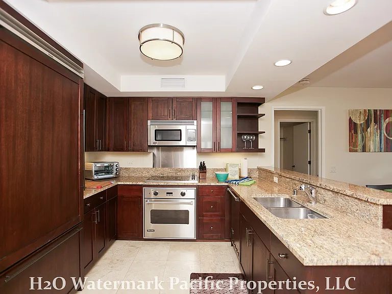 1551 Ala Wai Blvd — Photo 12