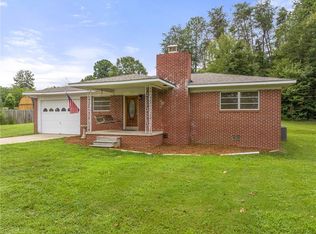 4819 Lee Rd, Gainesville, GA 30506