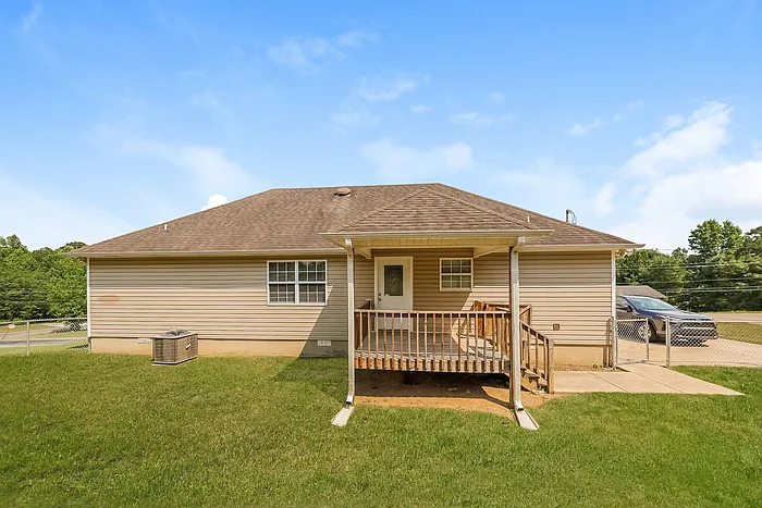 965 Skyview Lake Rd — Photo 10