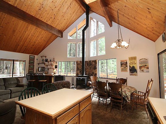 3rd image of 2922 Shoshone Dr