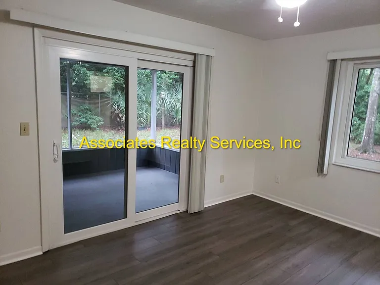 3617 NW 21st Dr — Photo 12