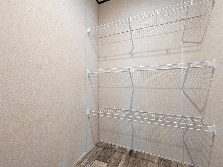 305 W Buell Dr #50A — Photo 26