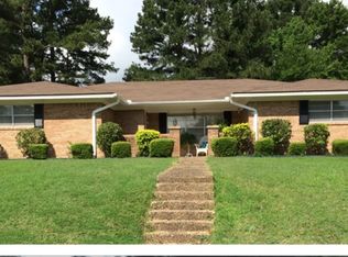 5702 Hampton Pkwy, Pine Bluff, AR 71603