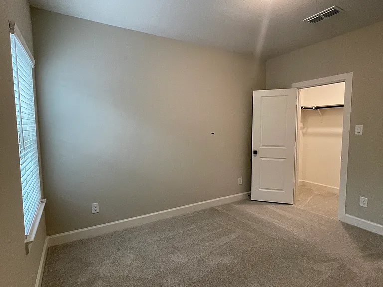 18303 Bluebird Branch Ln — Photo 44