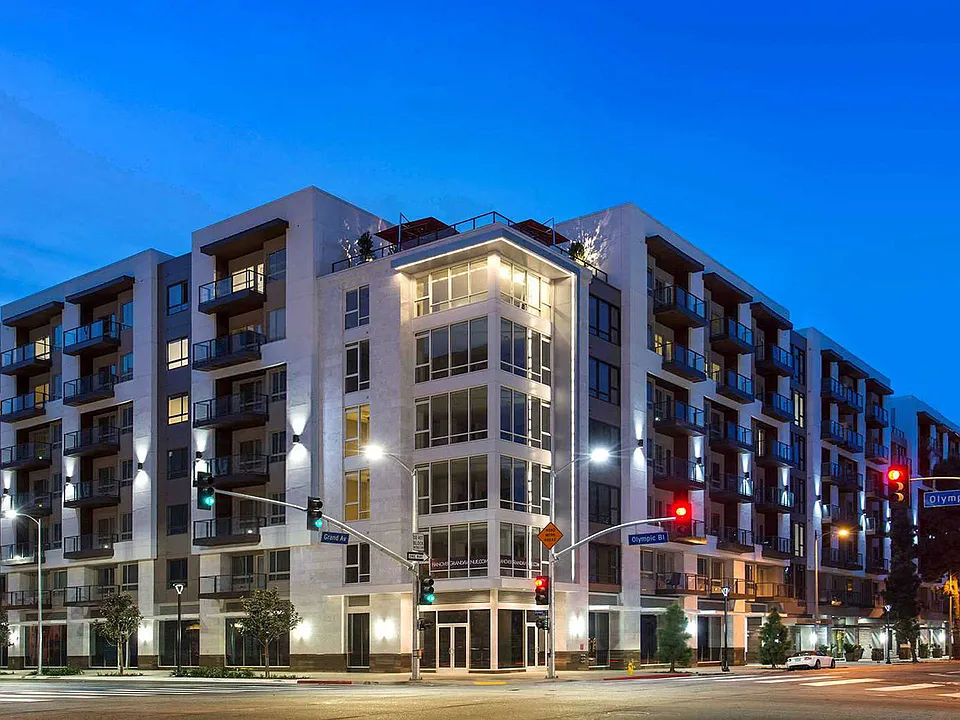 Ideally located in the heart of Downtown LA