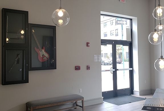 4th image of 110-114 Broad St #403