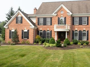 816 Nesbitt Rd, Maple Glen, PA 19002