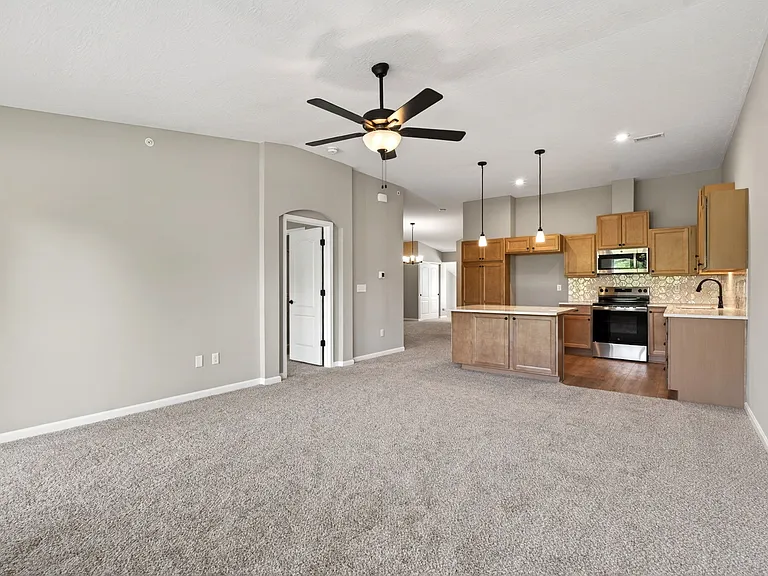 2703 Golden Leaf Dr #2703 — Photo 21