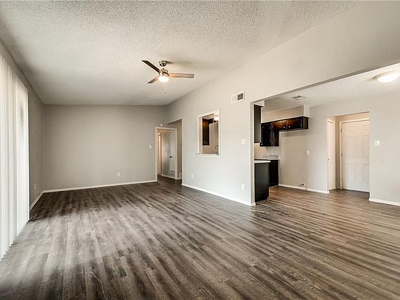 5th image of 713 Twilight Dr