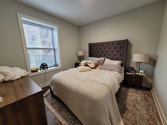 5th image of 5016 N Winchester Ave #3R