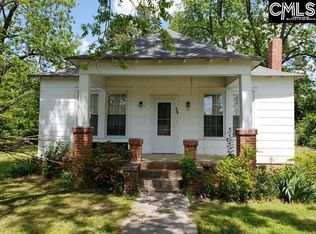 35 Lewis St, Lynchburg, SC 29080