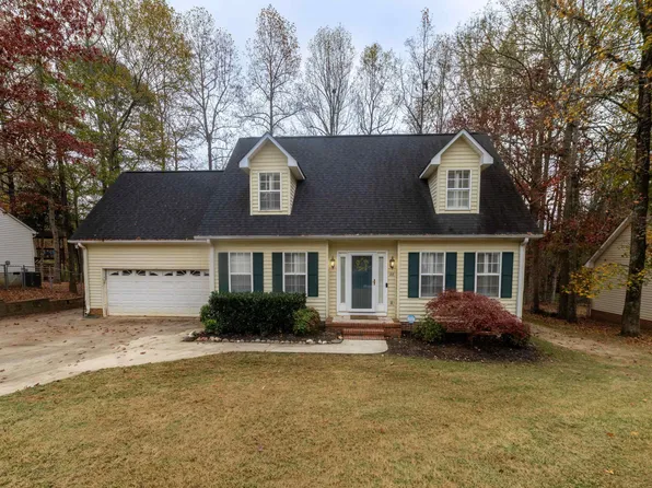 11 Daughtry Ct, Travelers Rest, SC 29690