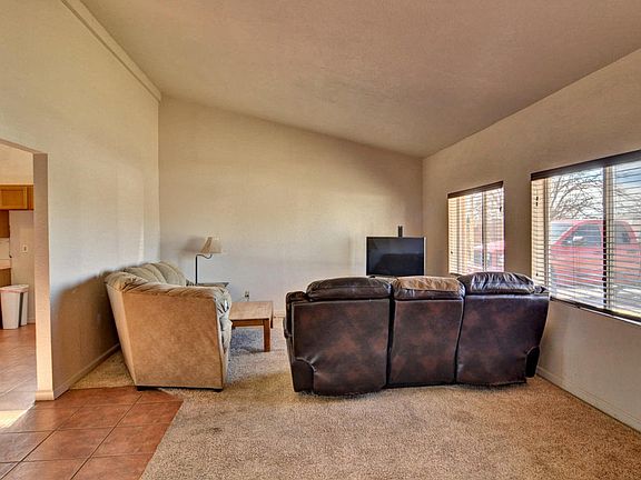 5th image of 2225 S Solano Dr