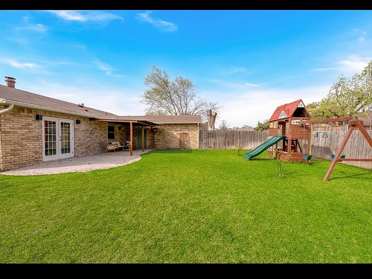 413 Sandy Knoll Dr — Photo 17