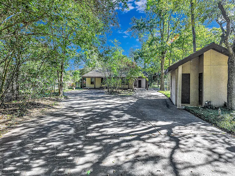 32B E Rivercrest Dr — Photo 2