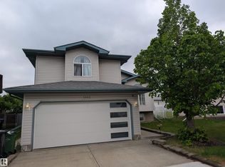1113 Hermitage Rd NW, Edmonton, AB T5A5B8