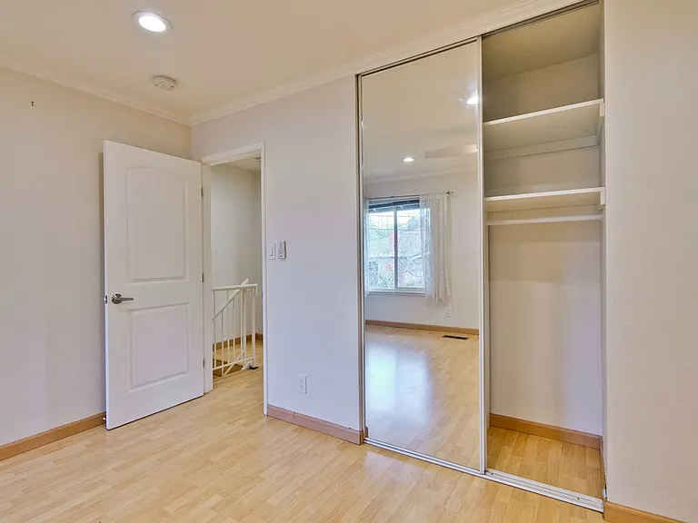 21099 Red Fir Ct — Photo 31