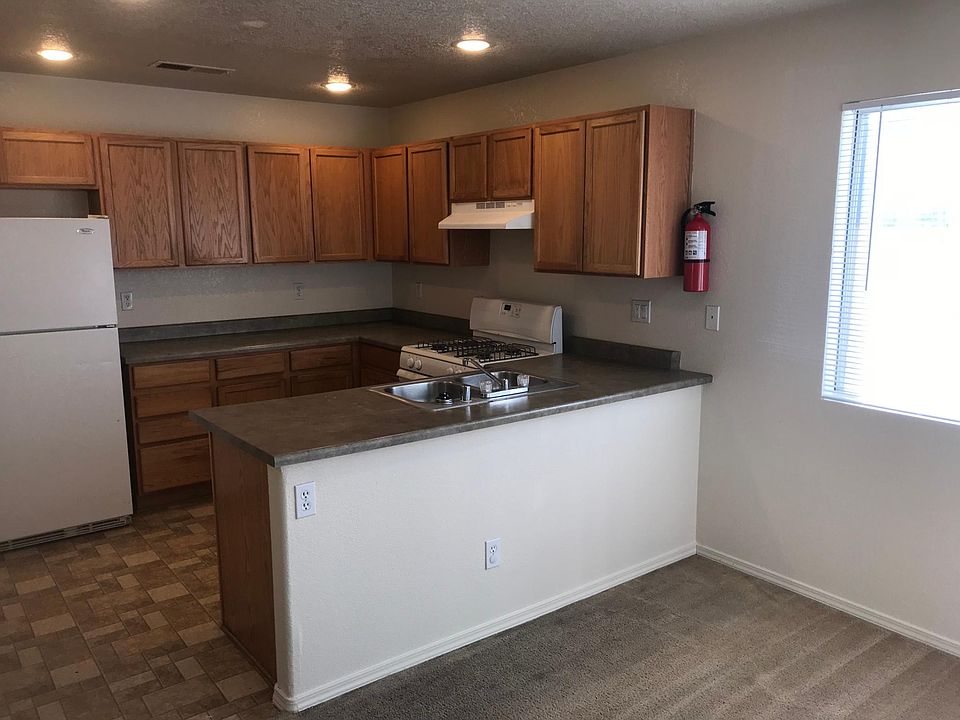 1st image of 10904 Jicama Way SE