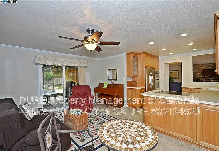 4212 Vincente St — Photo 6