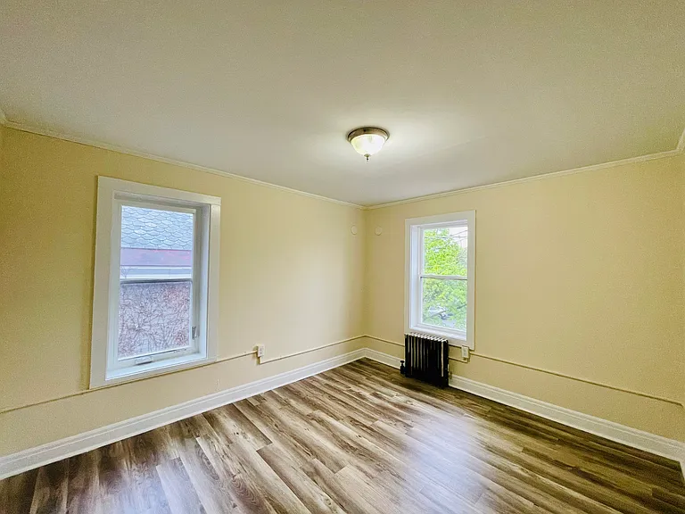33 Follett St #B — Photo 25