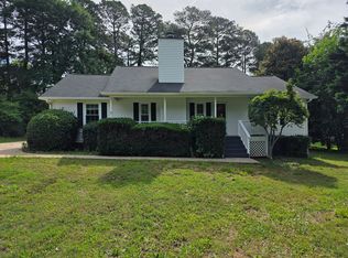102 Park Place Dr, Lawrenceville, GA 30046