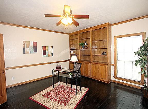 5th image of 4645 Whiterock Ln