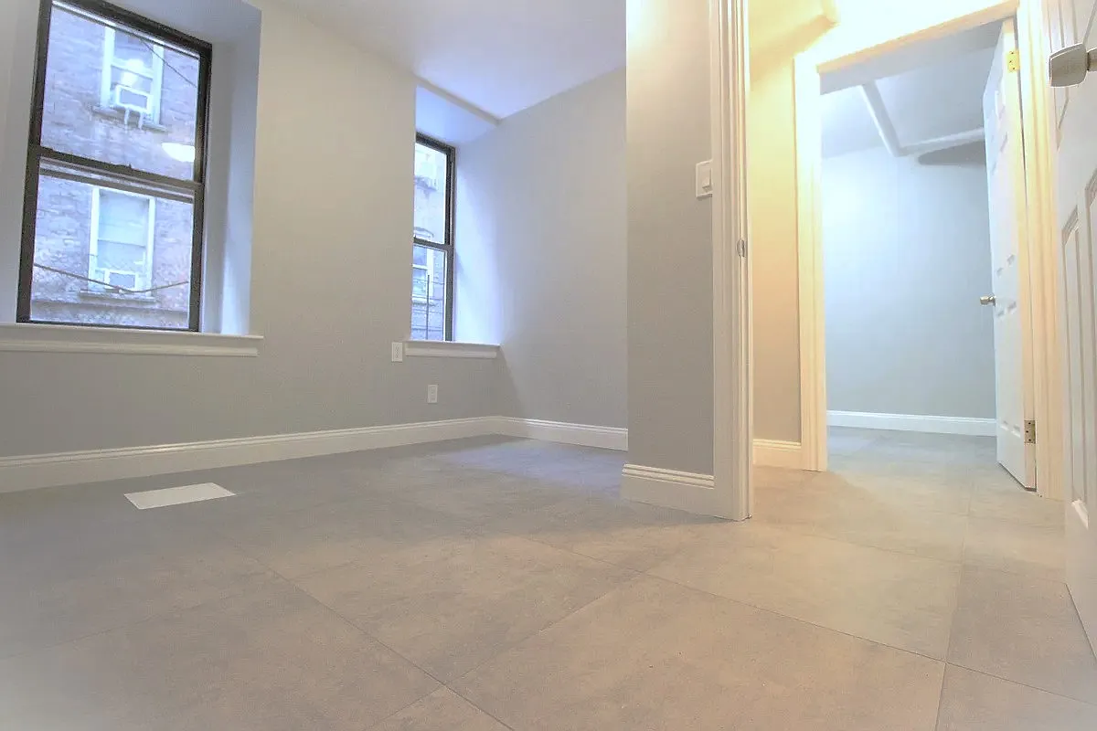 192 Claremont Avenue — Photo 2