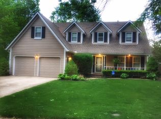 8403 Swarner St, Lenexa, KS 66219