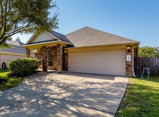 17307 Bending Post Dr, Houston, TX 77095