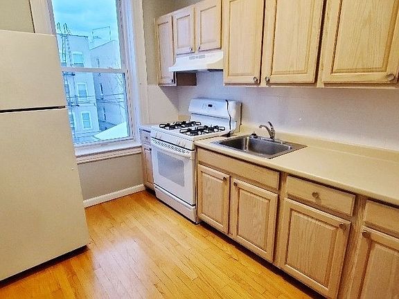 3rd image of 30-27 48th St #2DD