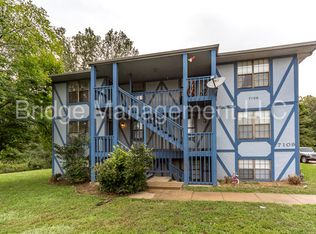 7105 Orchard Ct, Pleasant Valley, MO 64068