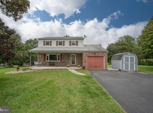 104 Montgomery Dr, East Fallowfield, PA 19320