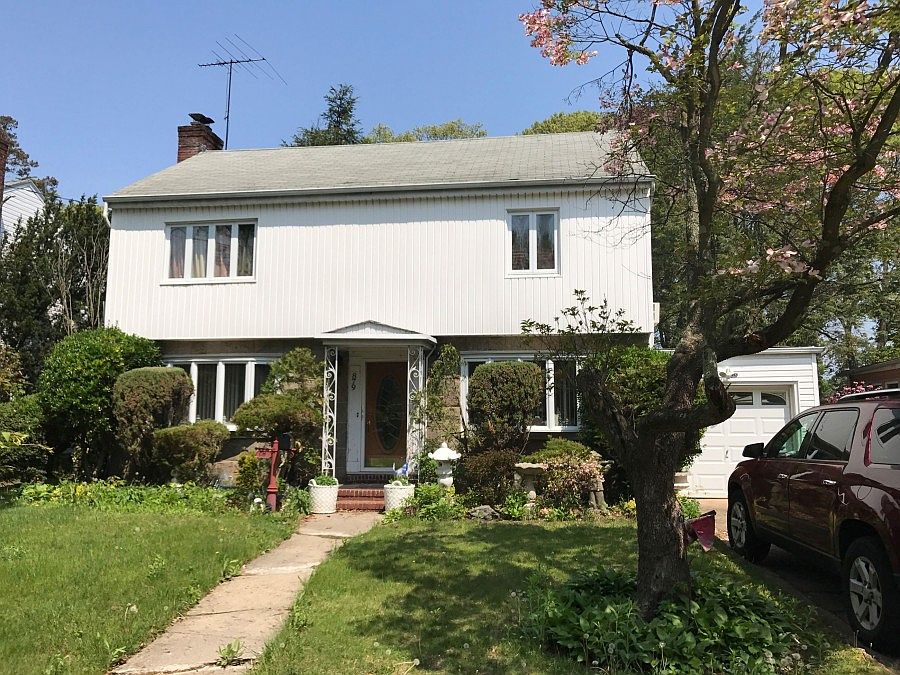 1st image of 879 Schuman Pl