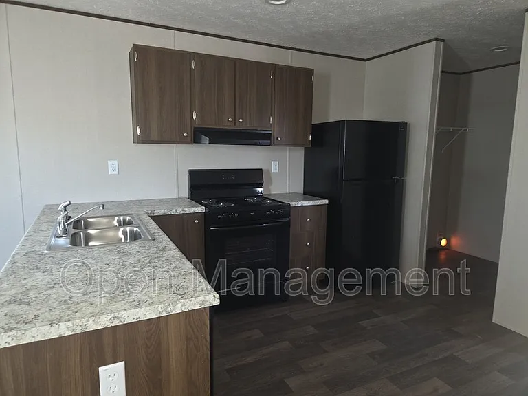 2501 Martin Luther King Blvd #512 — Photo 11