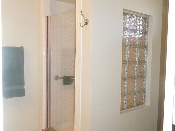 5th image of 4916 E Flossmoor Ave