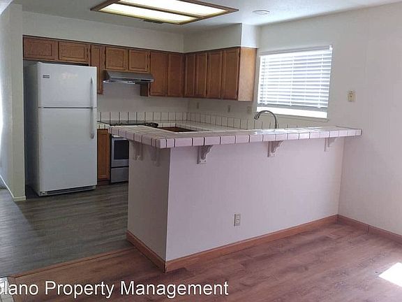2nd image of 1109 Tanglewood Dr