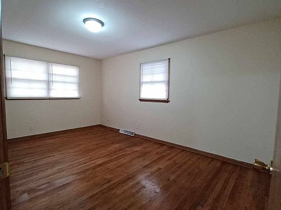 5th image of 4523-4545 Apple Orchard Ln #4535