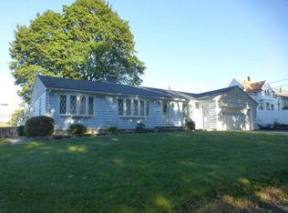 41 Baltic Rd, Worcester, MA 01607